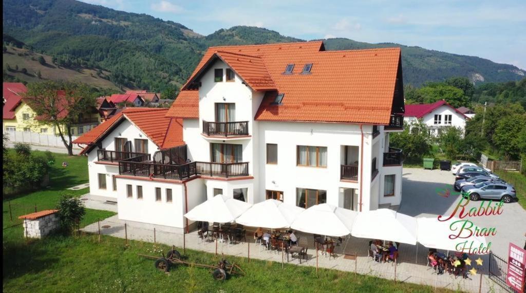 Hotel Rabbit Bran Alsómoécs Kültér fotó