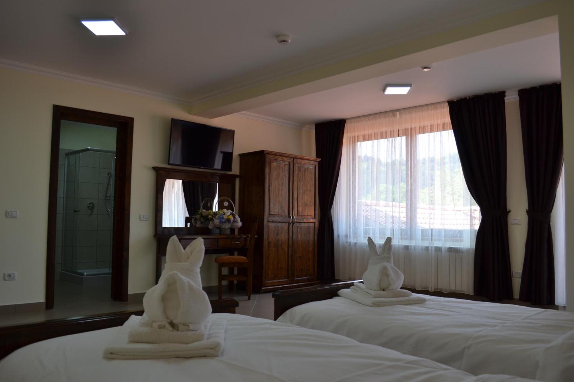 Hotel Rabbit Bran Alsómoécs Kültér fotó