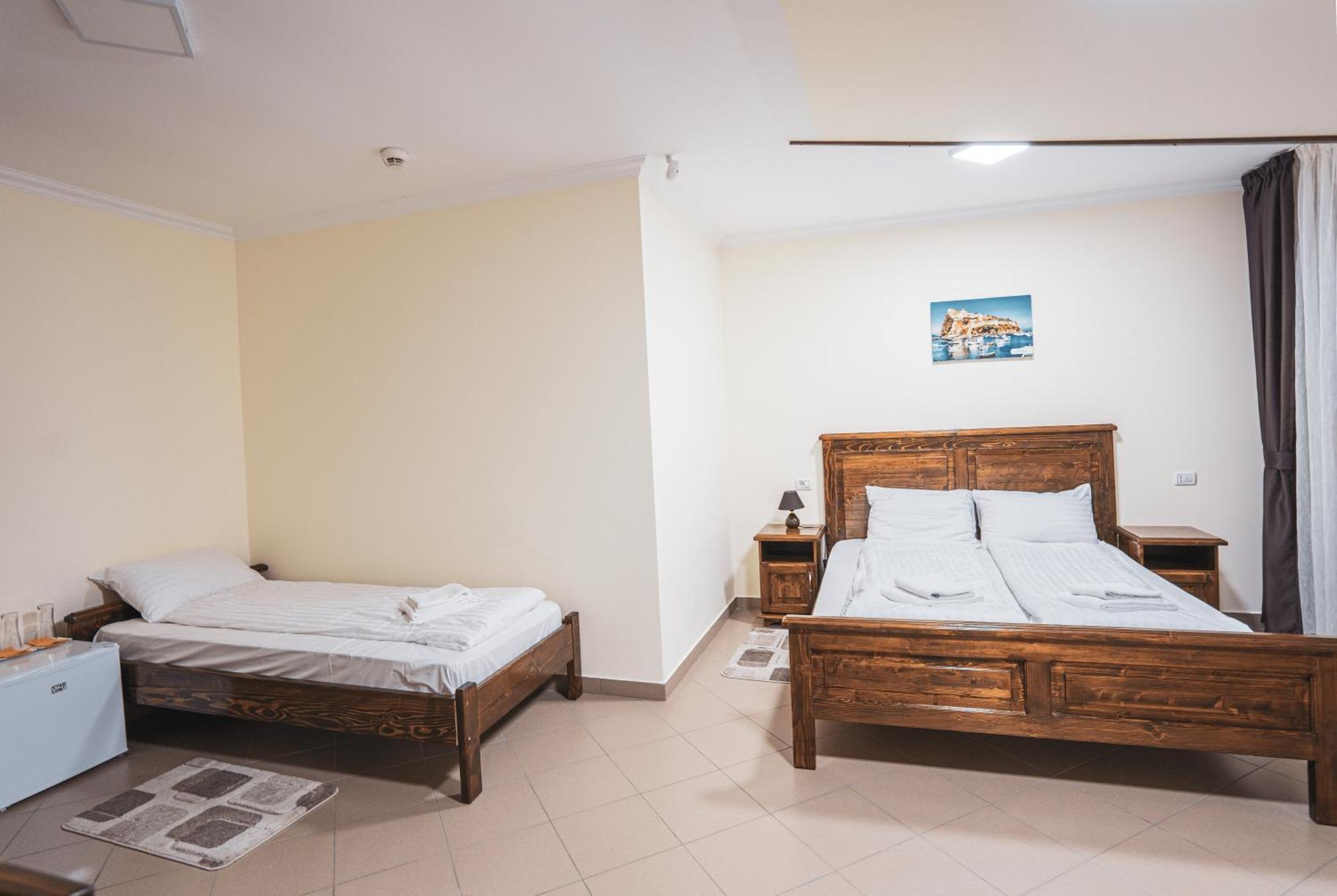 Hotel Rabbit Bran Alsómoécs Kültér fotó